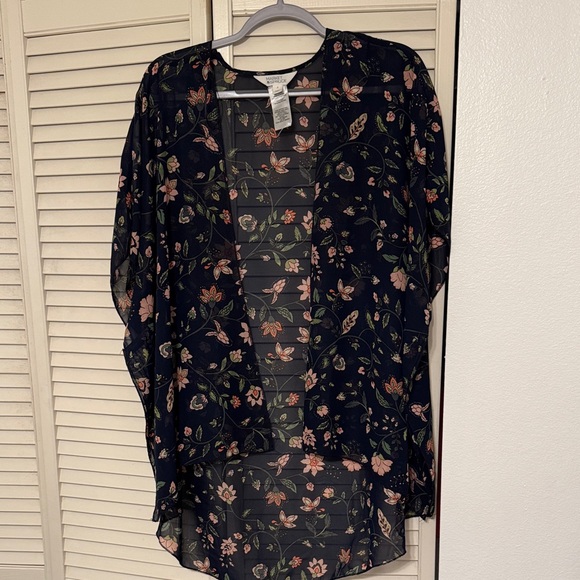 Market & Spruce Navy Floral Sheer Blouse - Picture 1 of 2